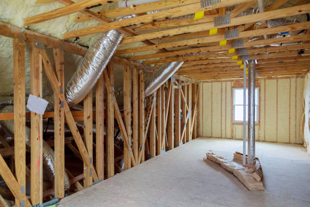 Best Specialized Insulation Services in Farmersville, CA